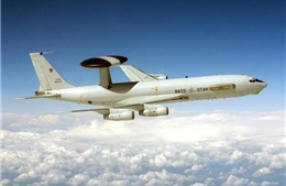 Mỹ đề nghị NATO cấp máy bay AWACS chống IS 